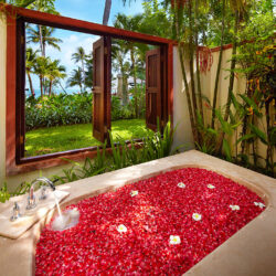 Bath Presidential Suite - Melati Beach Resort and Spa, Koh Samui