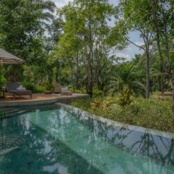 Guest Room Wellness Lagoon Pool Villa Terrace Private Pool Sun Bed - Anantara Koh Yao Yai Resort & Villas-